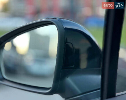 Синий Фольксваген Туарег, объемом двигателя 3 л и пробегом 74 тыс. км за 68700 $, фото 21 на Automoto.ua