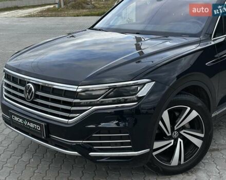 Синий Фольксваген Туарег, объемом двигателя 2.97 л и пробегом 170 тыс. км за 49999 $, фото 2 на Automoto.ua