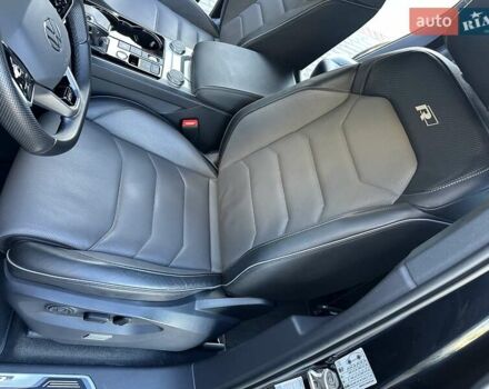 Синий Фольксваген Туарег, объемом двигателя 2.99 л и пробегом 72 тыс. км за 63500 $, фото 12 на Automoto.ua