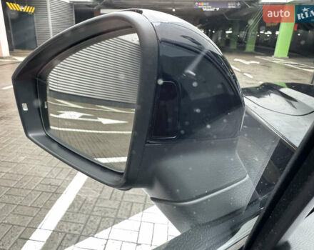 Синий Фольксваген Туарег, объемом двигателя 3 л и пробегом 74 тыс. км за 62700 $, фото 21 на Automoto.ua