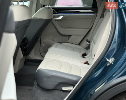 Синій Фольксваген Туарег, об'ємом двигуна 2.97 л та пробігом 145 тис. км за 54800 $, фото 21 на Automoto.ua