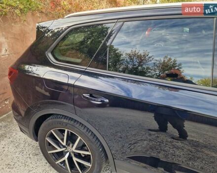 Синий Фольксваген Туарег, объемом двигателя 2.97 л и пробегом 69 тыс. км за 54900 $, фото 2 на Automoto.ua