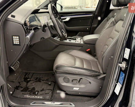 Синий Фольксваген Туарег, объемом двигателя 2.97 л и пробегом 163 тыс. км за 55000 $, фото 27 на Automoto.ua