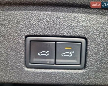 Синий Фольксваген Туарег, объемом двигателя 2.97 л и пробегом 69 тыс. км за 54900 $, фото 26 на Automoto.ua