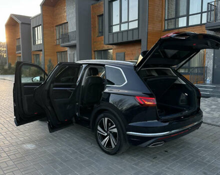 Синий Фольксваген Туарег, объемом двигателя 2.97 л и пробегом 49 тыс. км за 65999 $, фото 9 на Automoto.ua