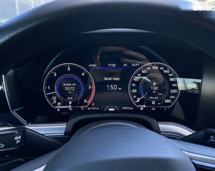 Синий Фольксваген Туарег, объемом двигателя 3 л и пробегом 55 тыс. км за 64900 $, фото 22 на Automoto.ua