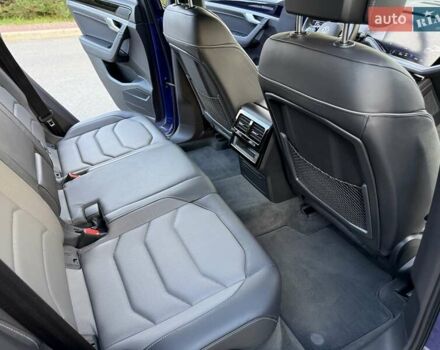 Синий Фольксваген Туарег, объемом двигателя 3 л и пробегом 79 тыс. км за 62500 $, фото 43 на Automoto.ua