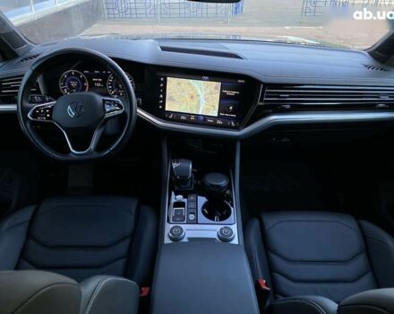 Синий Фольксваген Туарег, объемом двигателя 3 л и пробегом 55 тыс. км за 64900 $, фото 11 на Automoto.ua