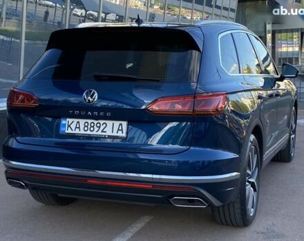 Синий Фольксваген Туарег, объемом двигателя 3 л и пробегом 55 тыс. км за 64900 $, фото 3 на Automoto.ua