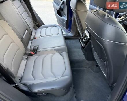 Синий Фольксваген Туарег, объемом двигателя 3 л и пробегом 79 тыс. км за 62500 $, фото 44 на Automoto.ua