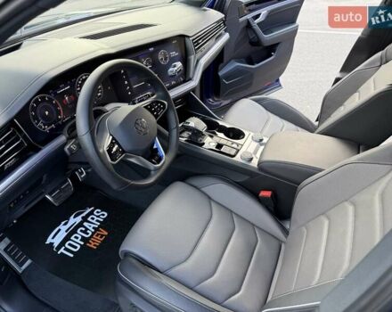 Синий Фольксваген Туарег, объемом двигателя 3 л и пробегом 79 тыс. км за 62500 $, фото 27 на Automoto.ua