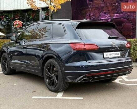 Синий Фольксваген Туарег, объемом двигателя 3 л и пробегом 61 тыс. км за 67990 $, фото 4 на Automoto.ua