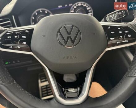 Фольксваген Туарег 2023 в Киеве на Automoto.ua Синий Фольксваген Туарег, объемом двигателя 3 л и пробегом 29 тыс. км за 73062 $, фото 25 на Automoto.ua