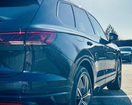 Синій Фольксваген Туарег, об'ємом двигуна 3 л та пробігом 40 тис. км за 76500 $, фото 12 на Automoto.ua