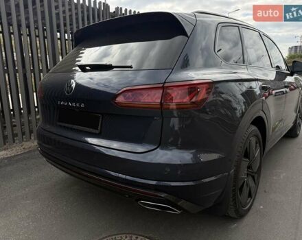 Фольксваген Туарег 2023 в Киеве на Automoto.ua Синий Фольксваген Туарег, объемом двигателя 3 л и пробегом 29 тыс. км за 73062 $, фото 38 на Automoto.ua