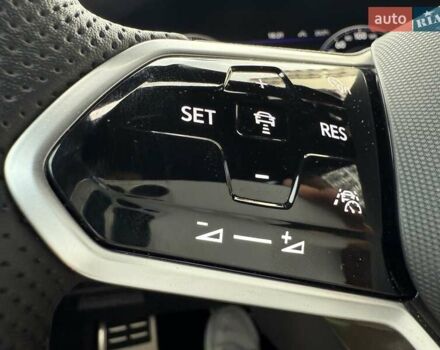 Фольксваген Туарег 2023 в Киеве на Automoto.ua Синий Фольксваген Туарег, объемом двигателя 3 л и пробегом 29 тыс. км за 73062 $, фото 26 на Automoto.ua