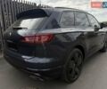 Фольксваген Туарег 2023 в Киеве на Automoto.ua Синий Фольксваген Туарег, объемом двигателя 3 л и пробегом 29 тыс. км за 73062 $, фото 37 на Automoto.ua