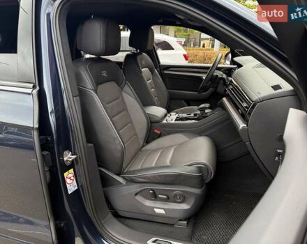 Синий Фольксваген Туарег, объемом двигателя 3 л и пробегом 61 тыс. км за 67990 $, фото 13 на Automoto.ua