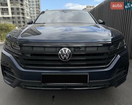 Фольксваген Туарег 2023 в Киеве на Automoto.ua Синий Фольксваген Туарег, объемом двигателя 3 л и пробегом 29 тыс. км за 73062 $, фото 47 на Automoto.ua