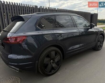 Фольксваген Туарег 2023 в Киеве на Automoto.ua Синий Фольксваген Туарег, объемом двигателя 3 л и пробегом 29 тыс. км за 73062 $, фото 81 на Automoto.ua