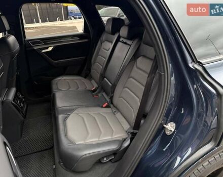 Синий Фольксваген Туарег, объемом двигателя 3 л и пробегом 61 тыс. км за 67990 $, фото 11 на Automoto.ua