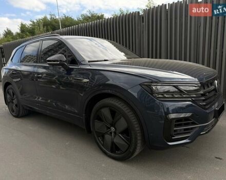 Фольксваген Туарег 2023 в Киеве на Automoto.ua Синий Фольксваген Туарег, объемом двигателя 3 л и пробегом 29 тыс. км за 73062 $, фото 77 на Automoto.ua