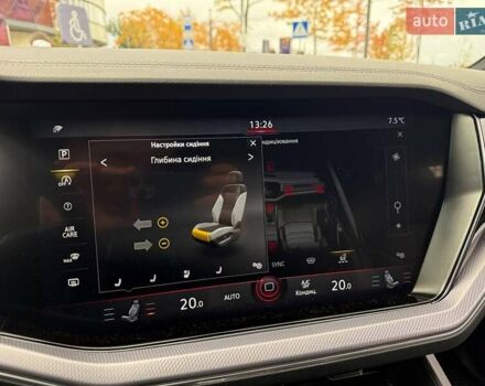 Синий Фольксваген Туарег, объемом двигателя 3 л и пробегом 61 тыс. км за 67990 $, фото 24 на Automoto.ua