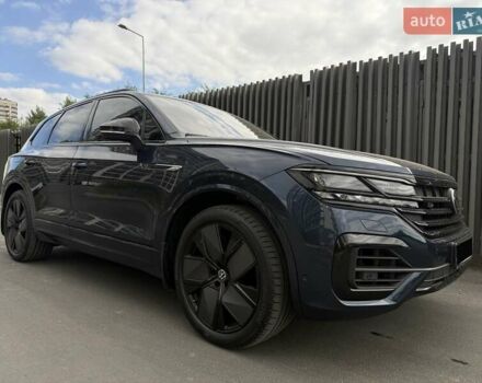 Фольксваген Туарег 2023 в Киеве на Automoto.ua Синий Фольксваген Туарег, объемом двигателя 3 л и пробегом 29 тыс. км за 73062 $, фото 46 на Automoto.ua