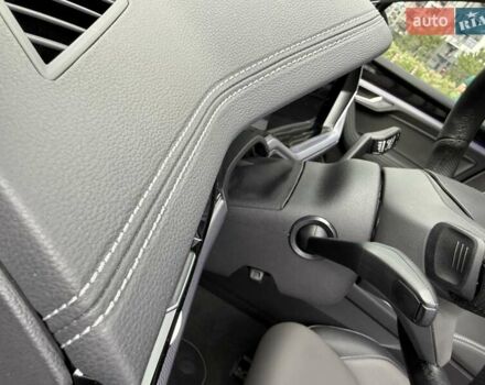 Фольксваген Туарег 2023 в Киеве на Automoto.ua Синий Фольксваген Туарег, объемом двигателя 3 л и пробегом 29 тыс. км за 73062 $, фото 17 на Automoto.ua