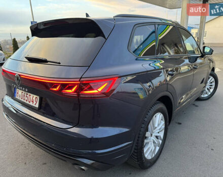 Синій Фольксваген Туарег, об'ємом двигуна 3 л та пробігом 6 тис. км за 69999 $, фото 16 на Automoto.ua