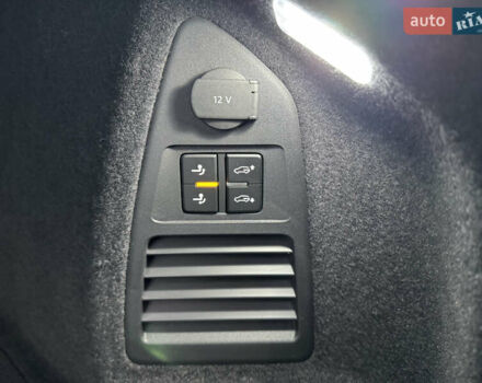 Синій Фольксваген Туарег, об'ємом двигуна 3 л та пробігом 6 тис. км за 69999 $, фото 33 на Automoto.ua