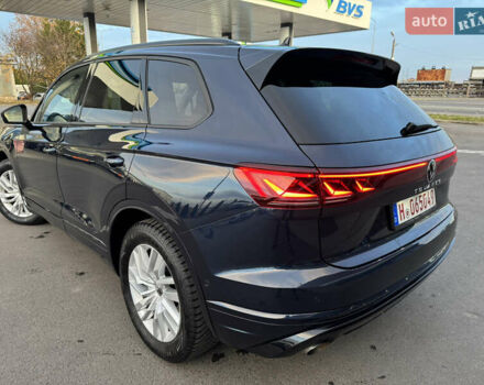 Синій Фольксваген Туарег, об'ємом двигуна 3 л та пробігом 6 тис. км за 69999 $, фото 10 на Automoto.ua