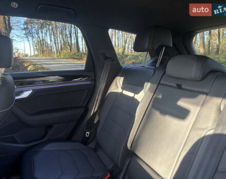 Синій Фольксваген Туарег, об'ємом двигуна 2.97 л та пробігом 3 тис. км за 91000 $, фото 9 на Automoto.ua