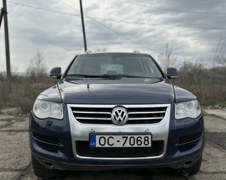 Синий Фольксваген Туарег, объемом двигателя 3 л и пробегом 350 тыс. км за 6200 $, фото 1 на Automoto.ua