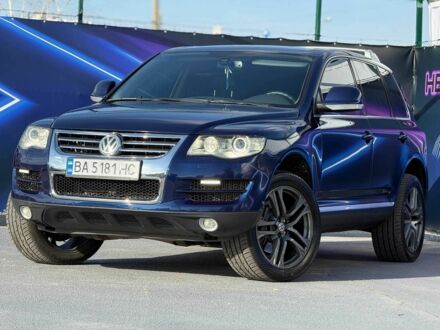 Синий Фольксваген Туарег, объемом двигателя 4.9 л и пробегом 259 тыс. км за 13499 $, фото 1 на Automoto.ua