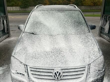 Синий Фольксваген Туарег, объемом двигателя 1.4 л и пробегом 2 тыс. км за 5900 $, фото 1 на Automoto.ua