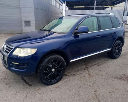 Синій Фольксваген Туарег, об'ємом двигуна 3 л та пробігом 300 тис. км за 6200 $, фото 1 на Automoto.ua