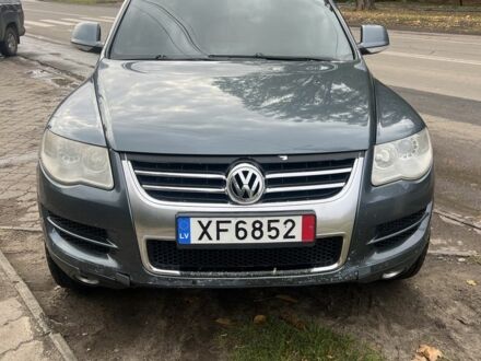 Фольксваген Туарег 2008 в Краматорске на Automoto.ua Синий Фольксваген Туарег, объемом двигателя 2.5 л и пробегом 294 тыс. км за 6000 $, фото 1 на Automoto.ua