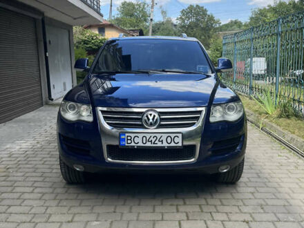 Синий Фольксваген Туарег, объемом двигателя 3 л и пробегом 386 тыс. км за 12300 $, фото 1 на Automoto.ua