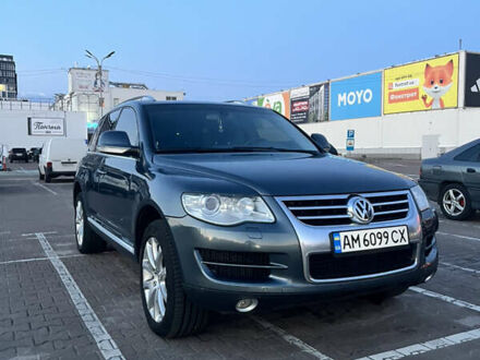Фольксваген Туарег 2009 в Житомире на Automoto.ua Синий Фольксваген Туарег, объемом двигателя 3 л и пробегом 316 тыс. км за 12000 $, фото 1 на Automoto.ua