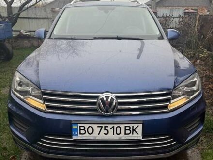 Синий Фольксваген Туарег, объемом двигателя 2.97 л и пробегом 136 тыс. км за 29300 $, фото 1 на Automoto.ua