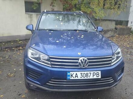 Синий Фольксваген Туарег, объемом двигателя 3.6 л и пробегом 179 тыс. км за 20000 $, фото 1 на Automoto.ua