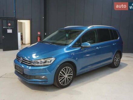 Синий Фольксваген Туарег, объемом двигателя 1.6 л и пробегом 170 тыс. км за 13000 $, фото 1 на Automoto.ua