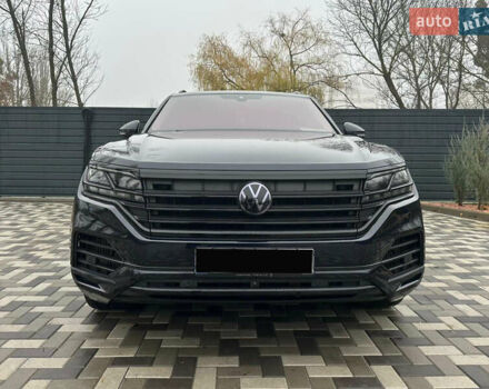 Синий Фольксваген Туарег, объемом двигателя 3 л и пробегом 115 тыс. км за 55000 $, фото 1 на Automoto.ua