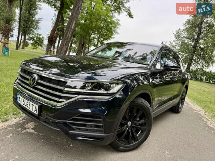 Фольксваген Туарег 2020 в Киеве на Automoto.ua Синий Фольксваген Туарег, объемом двигателя 2.97 л и пробегом 169 тыс. км за 42000 $, фото 1 на Automoto.ua