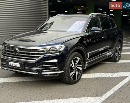 Фольксваген Туарег 2020 у Києві на Automoto.ua Синій Фольксваген Туарег, об'ємом двигуна 3 л та пробігом 88 тис. км за 52000 $, фото 1 на Automoto.ua