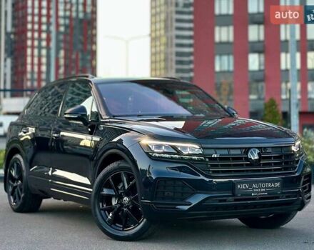 Фольксваген Туарег 2021 в Киеве на Automoto.ua Синий Фольксваген Туарег, объемом двигателя 3 л и пробегом 74 тыс. км за 68700 $, фото 1 на Automoto.ua