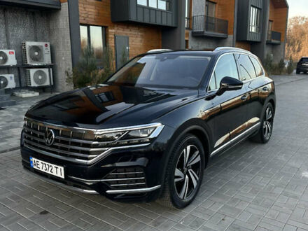 Синий Фольксваген Туарег, объемом двигателя 2.97 л и пробегом 49 тыс. км за 65999 $, фото 1 на Automoto.ua