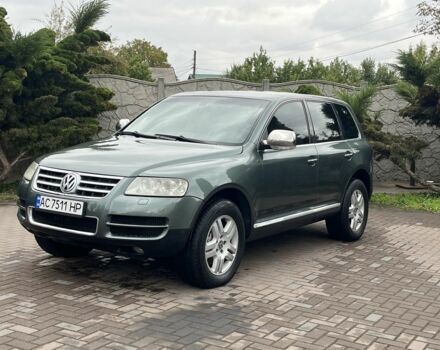 Зеленый Фольксваген Туарег, объемом двигателя 4.9 л и пробегом 280 тыс. км за 5999 $, фото 1 на Automoto.ua