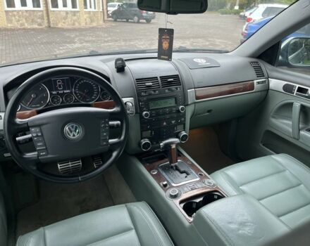 Зеленый Фольксваген Туарег, объемом двигателя 4.9 л и пробегом 280 тыс. км за 5999 $, фото 9 на Automoto.ua